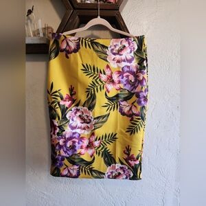 Women's pencil skirt